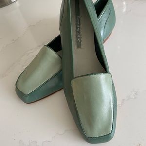Enzo Angiolini Liberty teal two-tone flats